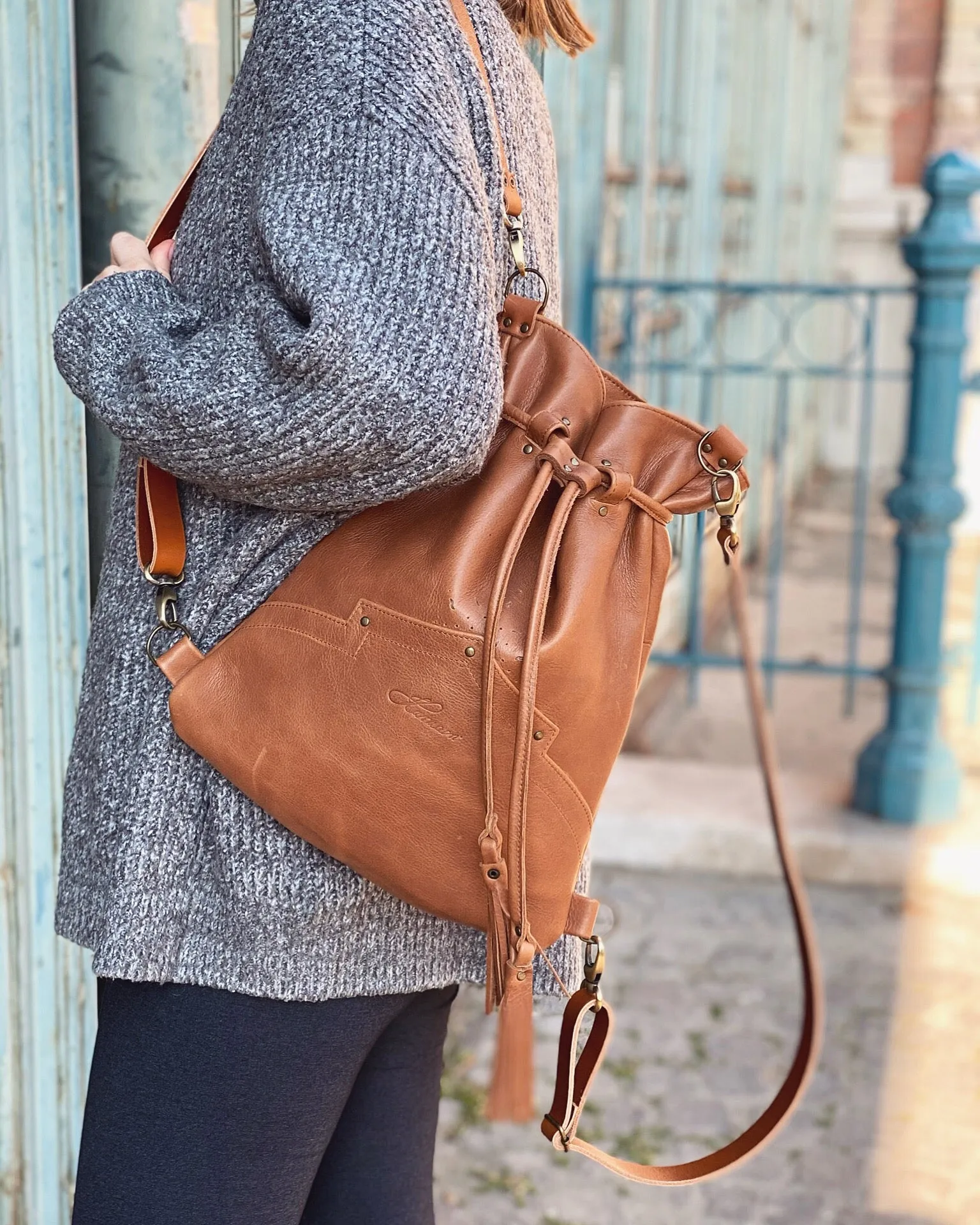 BROWN ORIENTAL BACKPACK/TOTEBAG