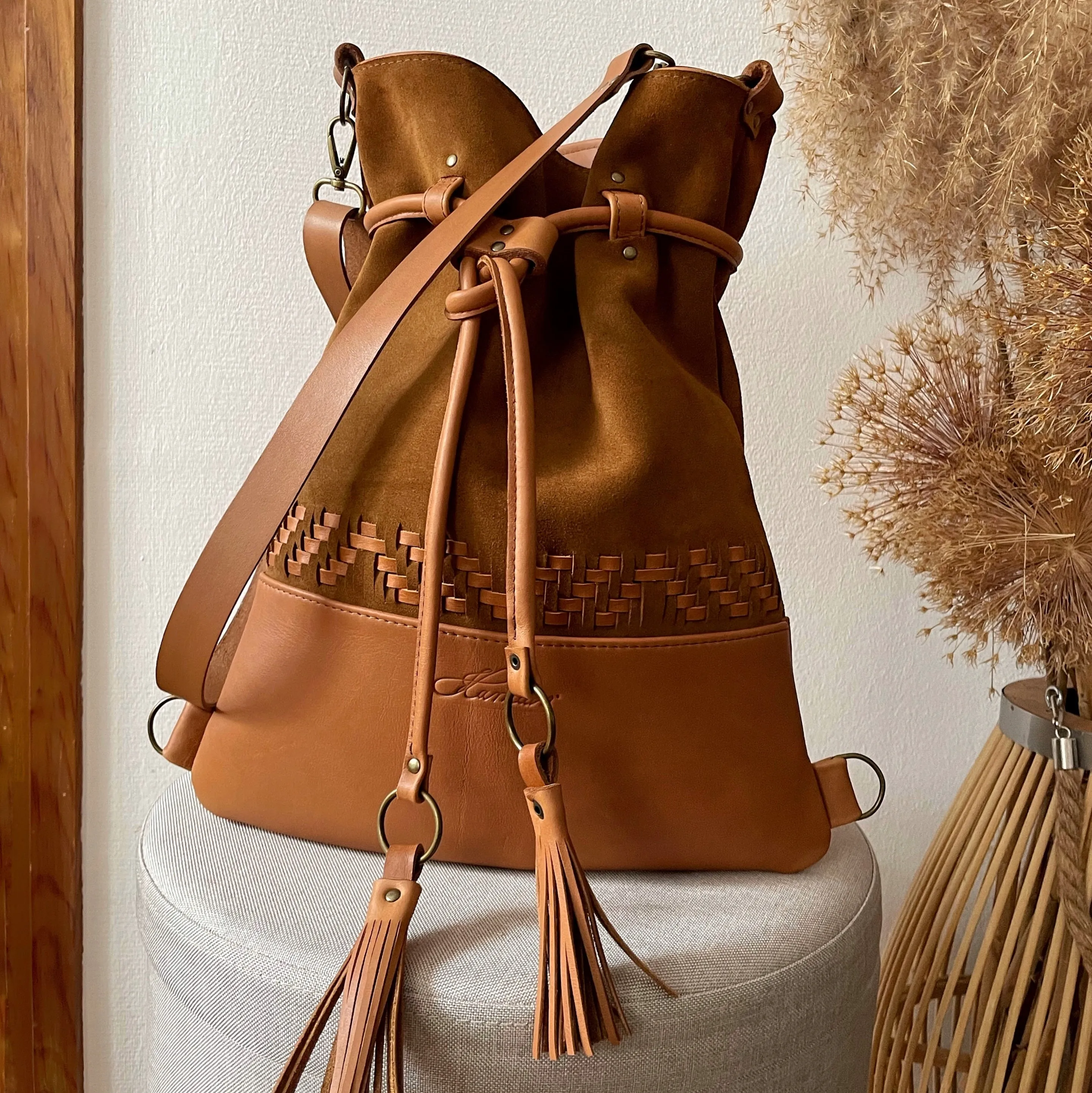 BROWN TRIANGLE WOVEN BACKPACK/TOTEBAG