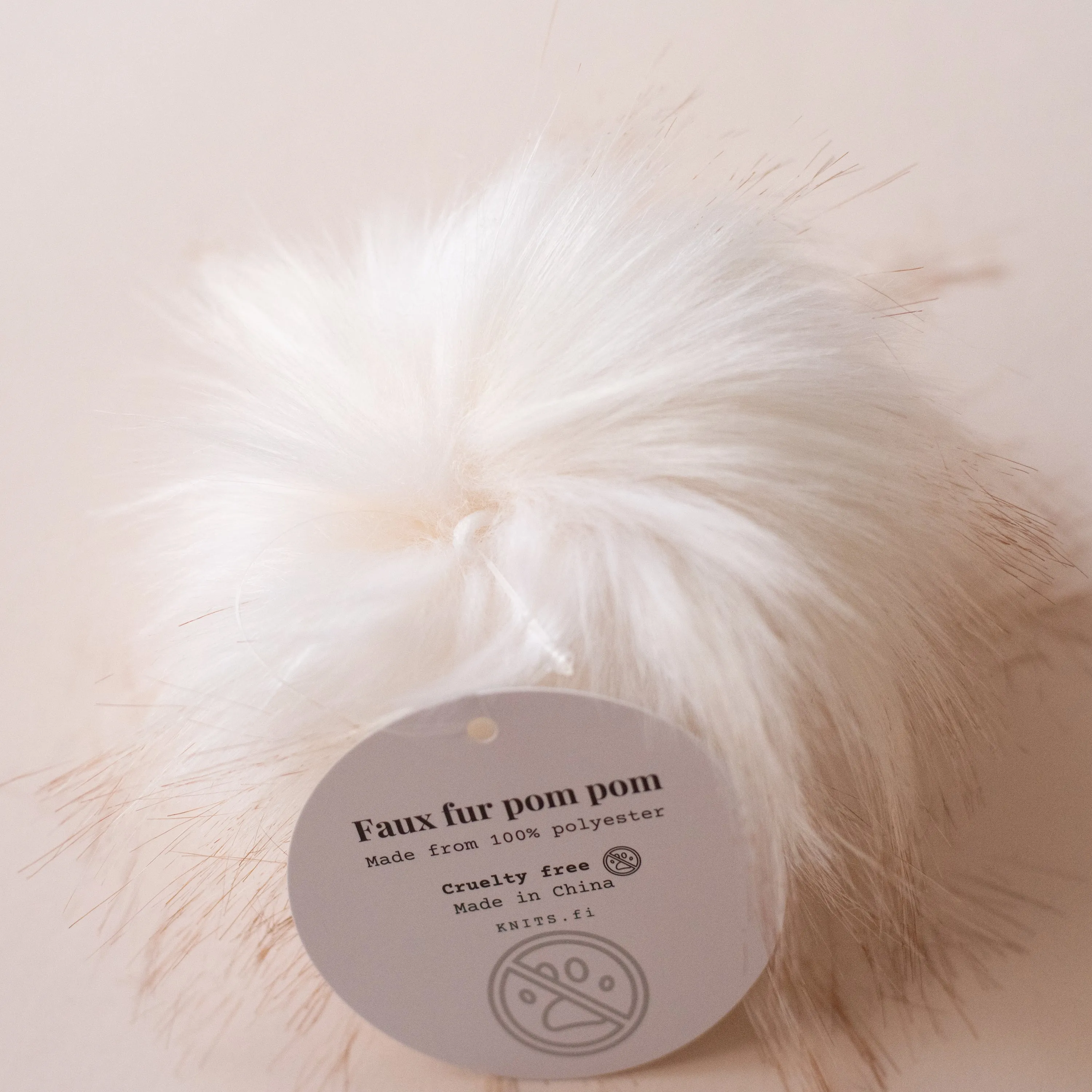 Faux fur Pom pom
