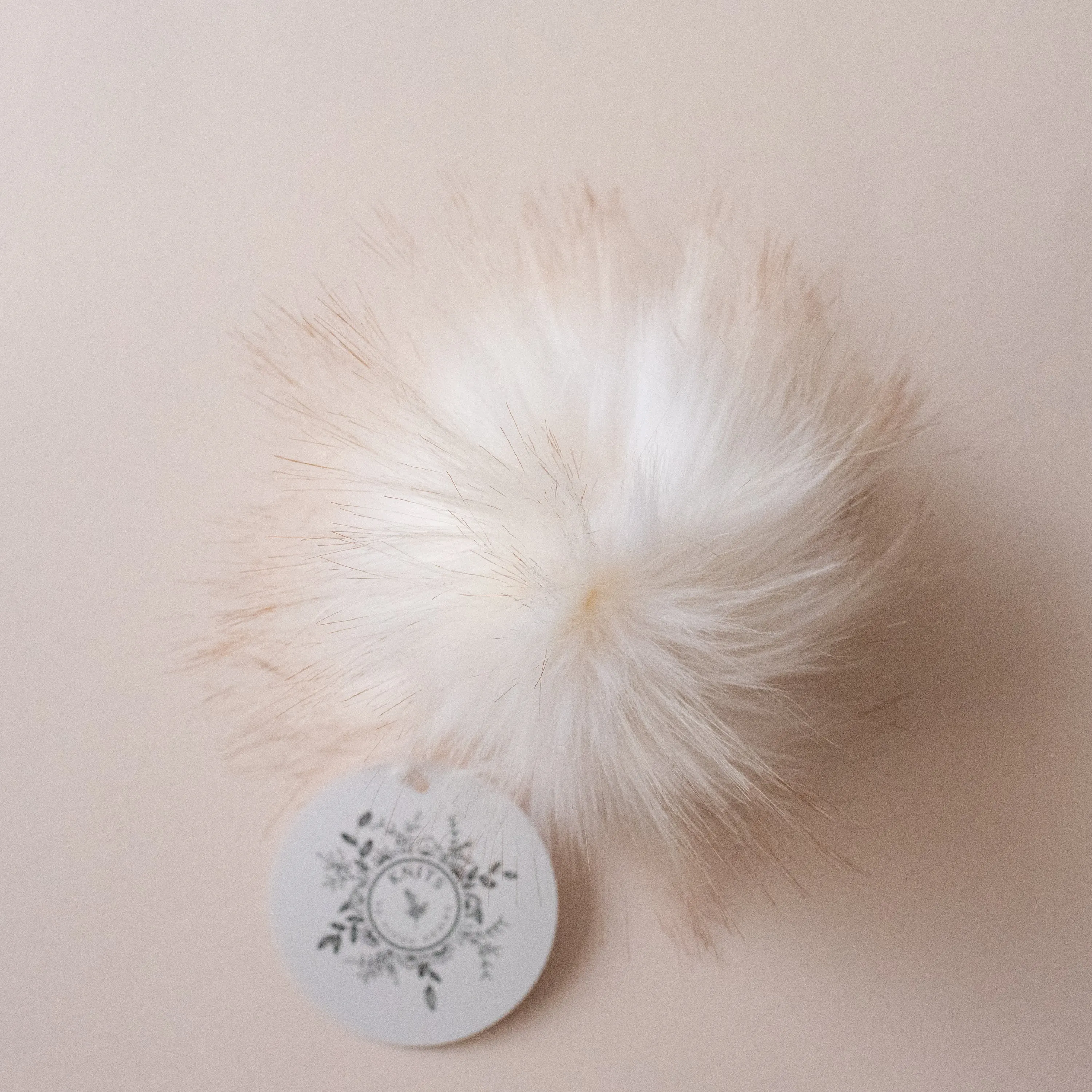 Faux fur Pom pom